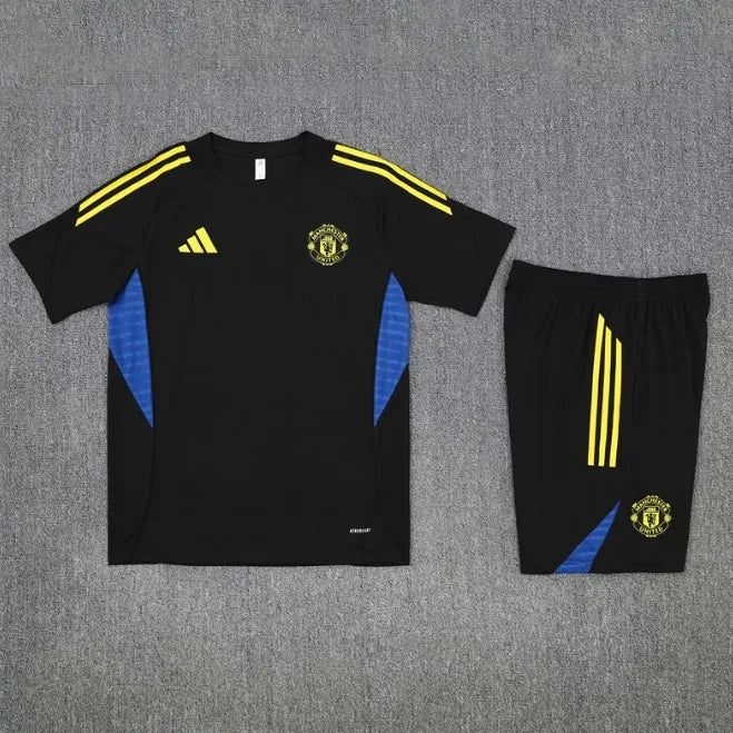 Manchester United 2024/2025 Kurzarm/Shorts Trainingsanzug Orange