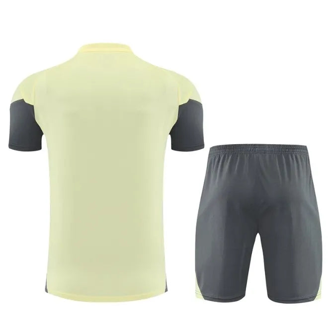 Real Madrid 2024/2025 Kurzarm/Shorts Trainingsanzug Schwarz