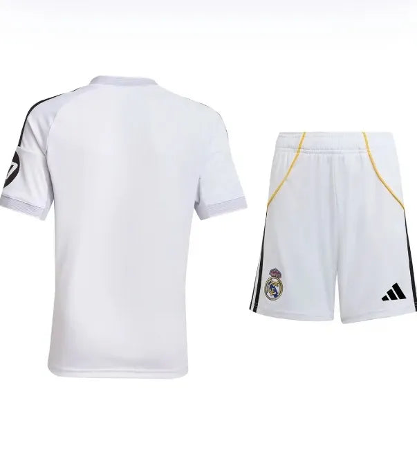 Ensemble domicile Real Madrid 2024/2025 (adultes et enfants)