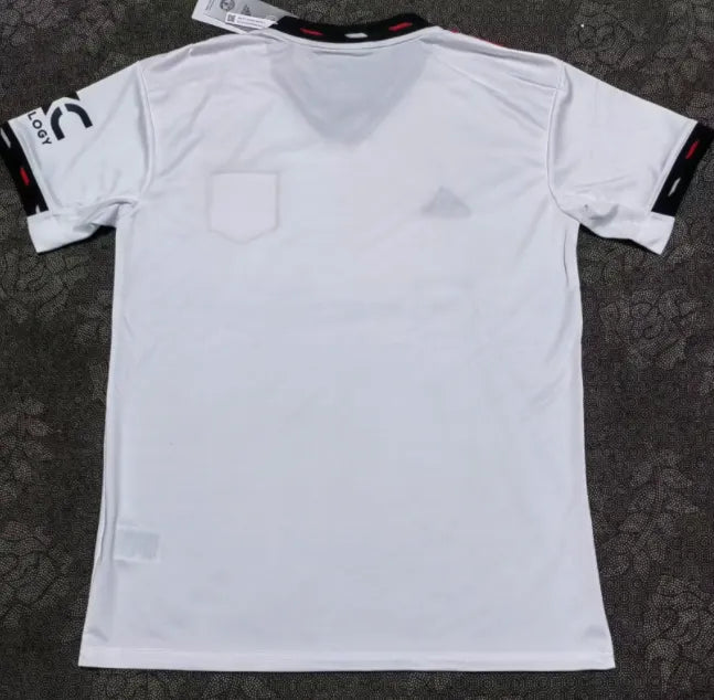 Manchester United 2022/2023 Extérieur