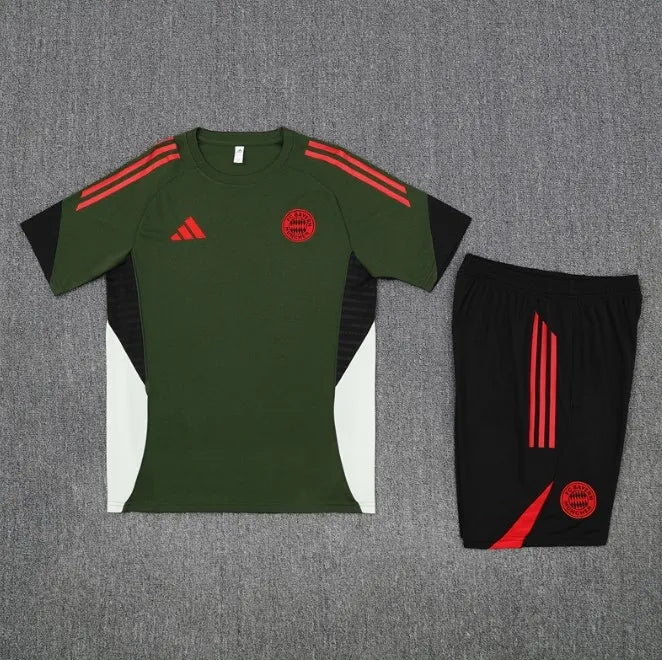 Bayern München 2023/2024 Kurzarm/Shorts Trainingsanzug Orange