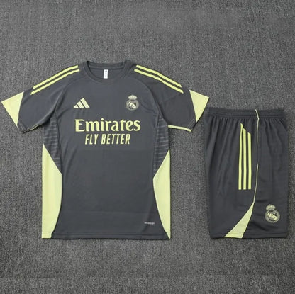 Real Madrid 2024/2025 Kurzarm/Shorts Trainingsanzug Schwarz