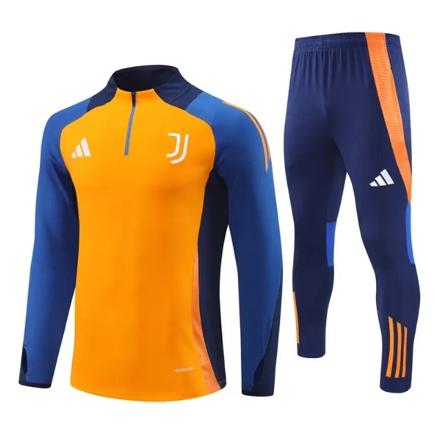 Juventus 2024/2025 1/4 Zipper Tracksuit Orange