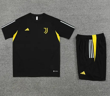 Juventus 2023/2024 Short Sleeve/Shorts Tracksuit Black