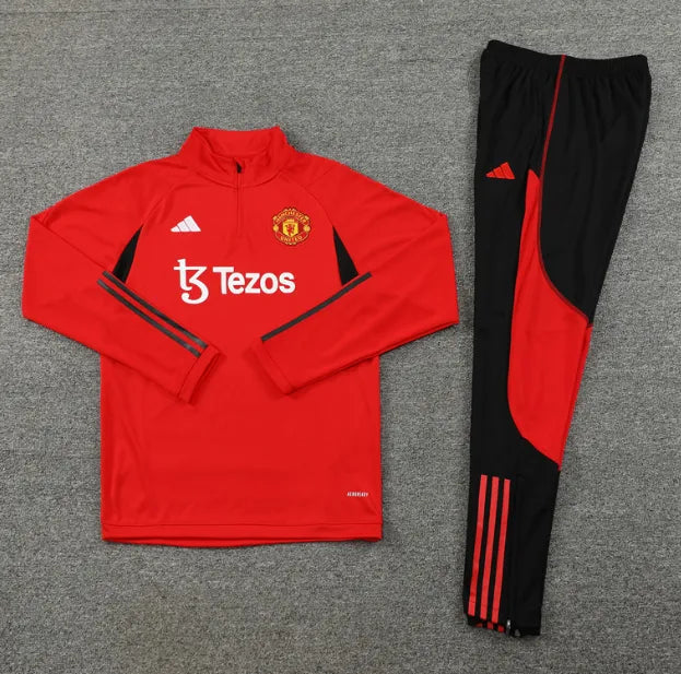 Manchester United 2023/2024 1/4 Zipper Tracksuit Red