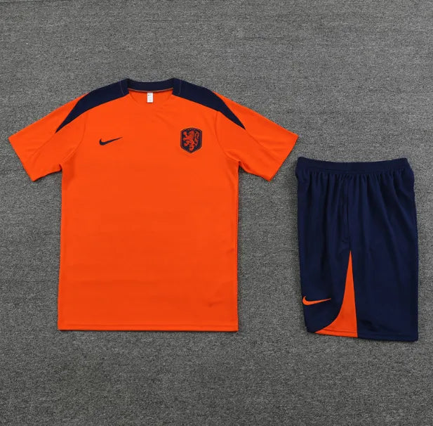 Niederlande 2024 Kurzarm/Shorts Trainingsanzug Orange