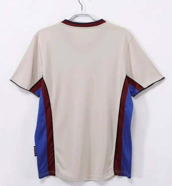 Barcelona 1998/1999 Away Retro