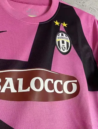 Juventus 2011/2012 Away Retro