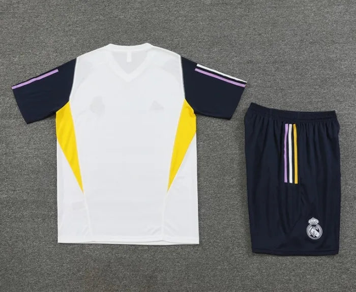 Real Madrid 2023/2024 Short Sleeve/Shorts Tracksuit White