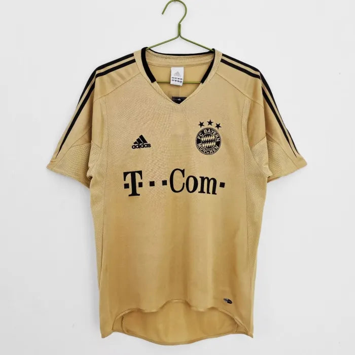 Bayern Munich 2004/2005 Away Retro