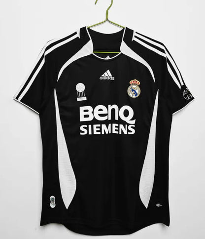 Real Madrid 2006/2007 Away Retro