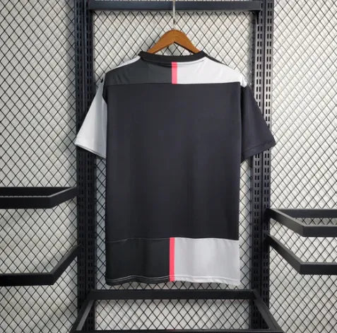 Juventus 2019/2020 Home