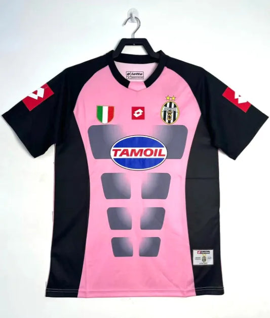 Juventus 2002/2003 Away Retro